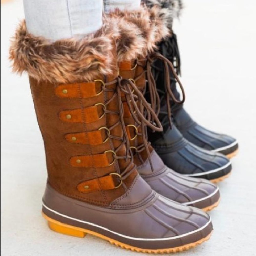 LAST PAIR LEFT! DASHING THROUGH THE SNOW-BROWN SNOWBOOTS